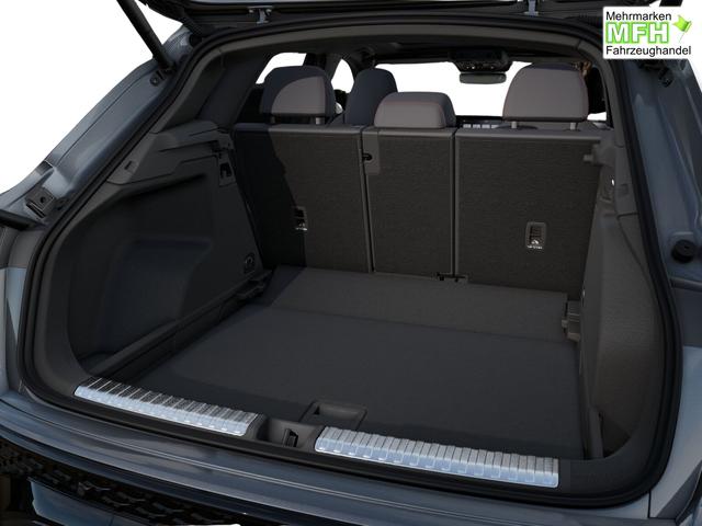 Audi Q3 NEU TFSI 265 PS quattro S line Pano+TechPro+Matrix+AHK+HUD+Alu20+KlimaPlus+DCC+SONOS 