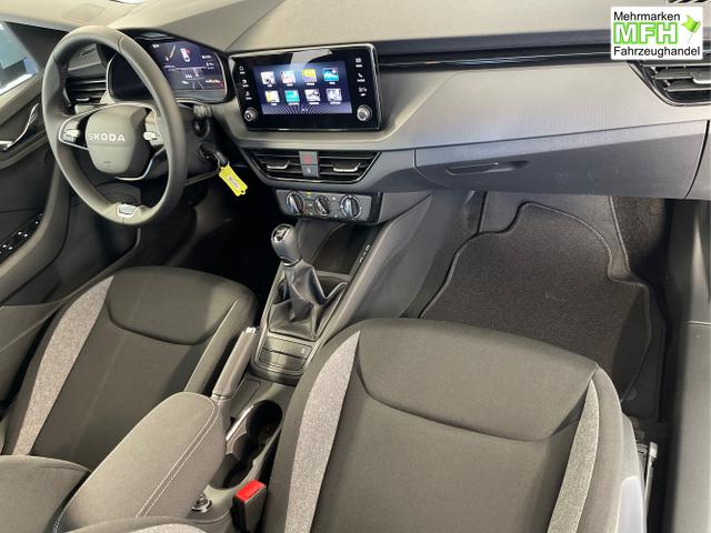 Skoda / Scala / Grau / / / 115PS GV5+AHK+Alu16+Sitzheiz+FrontAssist+Touchscreen+Lichtsensor 