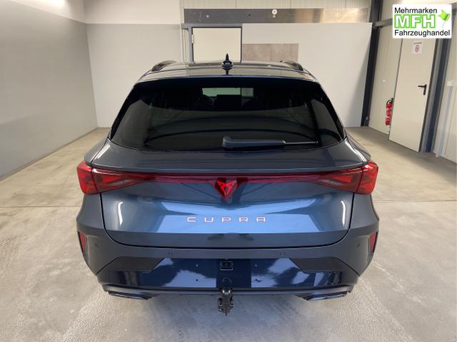 Cupra / Leon Sportstourer / Grau / / / 150PS TDI DSG AHK+Matrix+Navi+Kessy+Kamera+SideAssist+Sitzheiz+Alu18