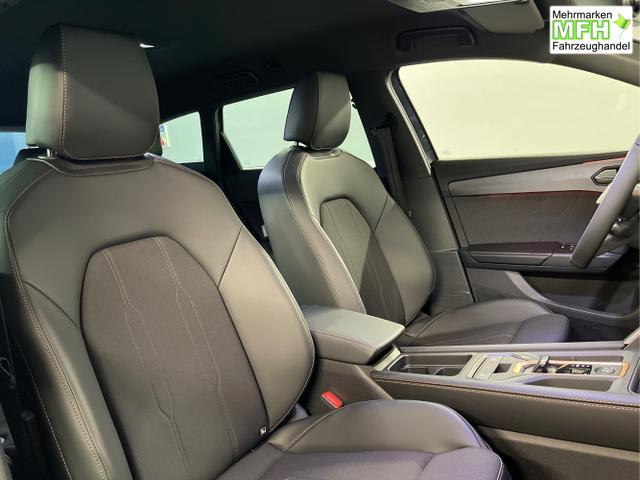 Cupra / Leon Sportstourer / Schwarz / / / 150PS TDI DSG AHK+Matrix+Navi+Kessy+Kamera+SideAssist+Sitzheiz+Alu18