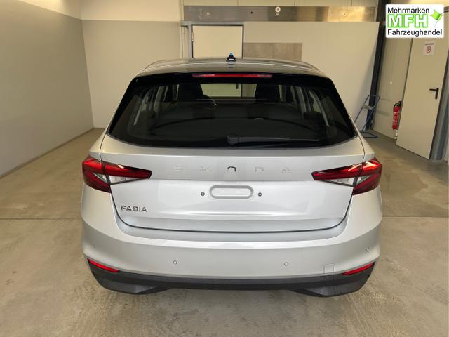 Skoda / Fabia / Silber / / / 95PS GV4+Sitzheiz+Lenkradheiz+AppConnect+PDC+Tempomat