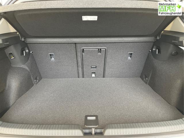 Volkswagen / Golf / Wei&szlig; / / / 1.5 eHybrid 150kW/204PS DSG IQ.Light+Navi+Travel Assist+HUD+Winterpaket