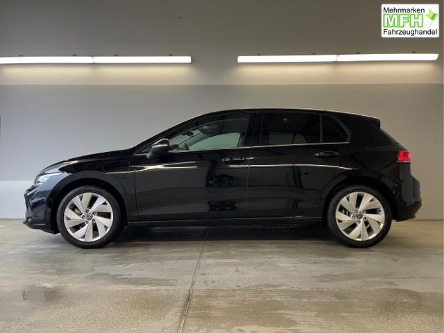 Volkswagen / Golf / Schwarz / / / 1.5 eHybrid 150kW/204PS DSG IQ.Light+Navi+Travel Assist+HUD+Winterpaket