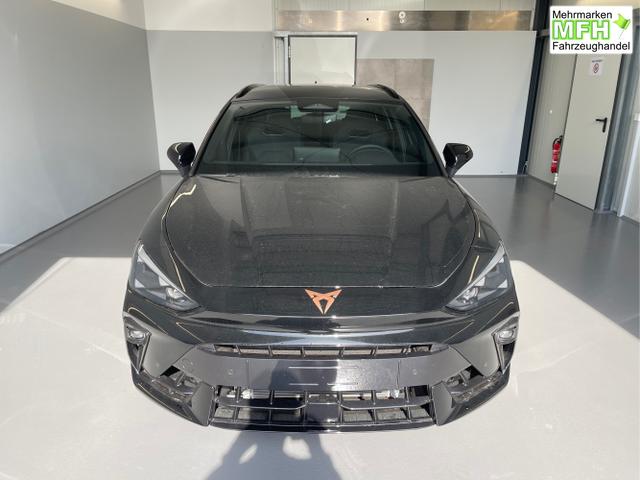 Cupra / Leon Sportstourer / Schwarz / / / 333PS DSG 4Drive Matrix+Navi+AHK+Alu19+Sitzheiz+IntelligentDrive