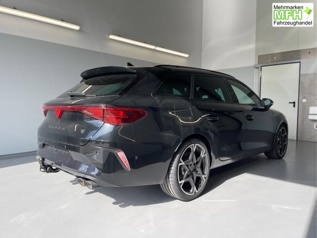 Cupra / Leon Sportstourer / Schwarz / / / 333PS DSG 4Drive Matrix+Navi+AHK+Alu19+Sitzheiz+IntelligentDrive