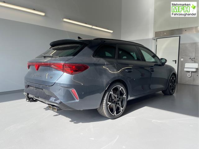 Cupra / Leon Sportstourer / Grau / / / 333PS DSG 4Drive Matrix+Navi+AHK+Alu19+Sitzheiz+IntelligentDrive