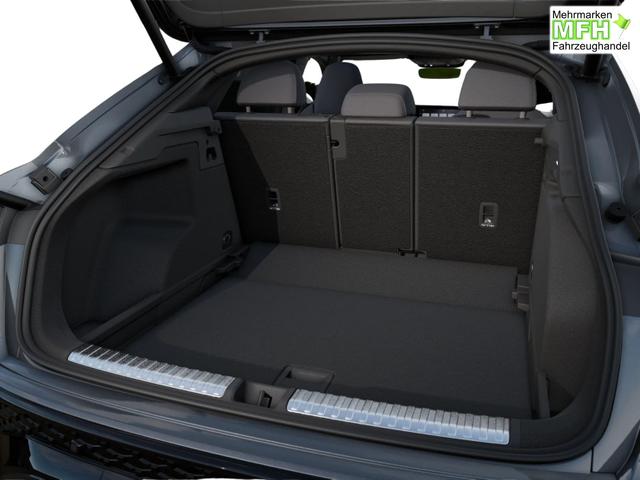 Audi Q3 Sportback NEU TDI quattro S line Tech+AHK+Alu19+LEDplus+KlimaPlus+ExtSchwarz 