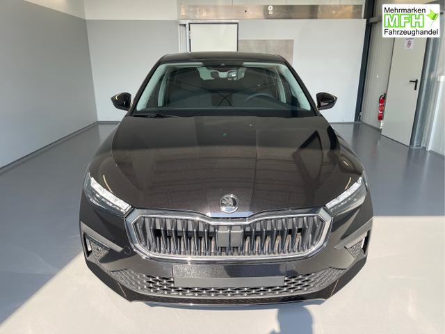 Skoda / Scala / Schwarz / / / 115PS DSG GV5+AHK+Kamera+Kessy+PDC+Sitzheiz+Alu16+Climatronic
