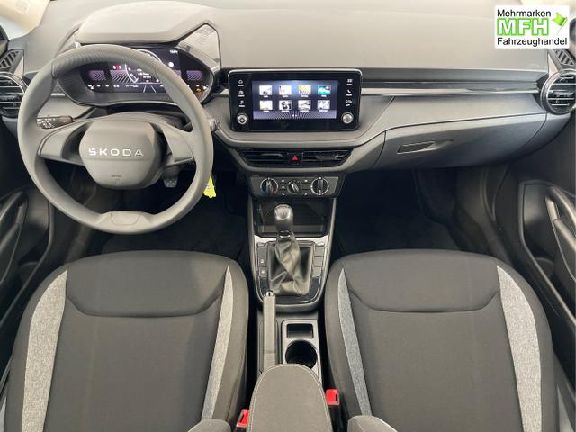 Skoda / Fabia / Blau / / / 115PS Sitzheizung+Sunset+5 Jahre Garantie+Lane Assist