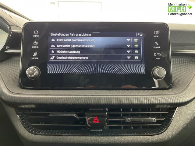 Skoda / Fabia / Blau / / / 115PS Sitzheizung+Sunset+5 Jahre Garantie+Lane Assist