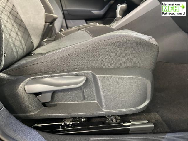Volkswagen / Taigo / Schwarz / / / 150PS DSG Black Style+AHK