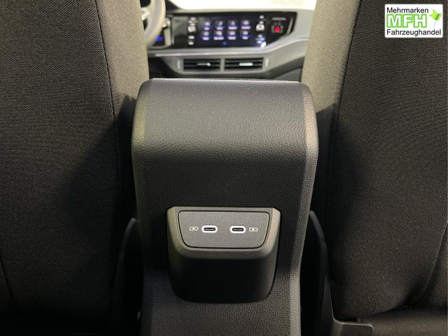 Volkswagen / Taigo / Schwarz / / / 150PS DSG Black Style+AHK