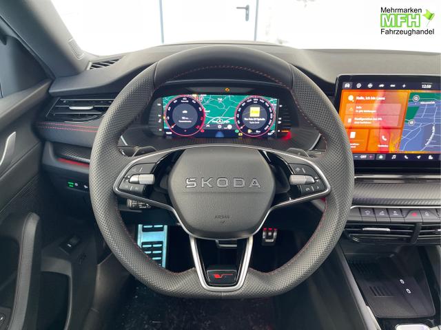Skoda / Octavia Combi / Schwarz / / / 265PS DSG HUD+Pano+360&deg;+DCC+AHK+CANTON+Matrix+Alu19+eHeck+GV4