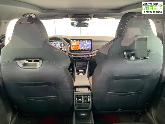 Skoda / Octavia Combi / Schwarz / / / 265PS DSG HUD+Pano+360&deg;+DCC+AHK+CANTON+Matrix+Alu19+eHeck+GV4