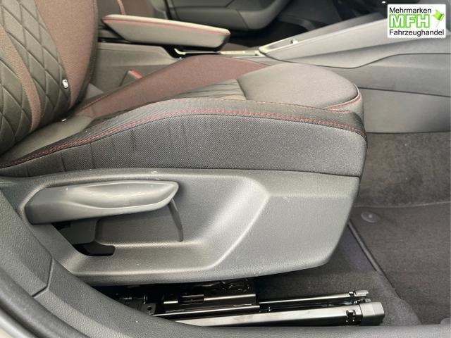 Skoda / Octavia Combi / Wei&szlig; / / / 265PS DSG HUD+Pano+360&deg;+DCC+AHK+CANTON+Matrix+Alu19+eHeck+GV4