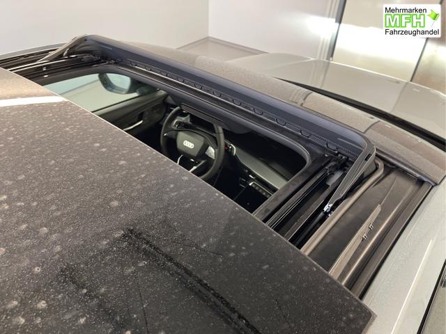 Audi / Q3 Sportback / Grau / / / TFSI 265 PS quattro S line Pano+TechPro+Matrix+AHK+HUD+Alu20+KlimaPlus+DCC+SONOS