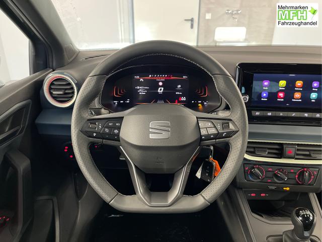 Seat / Ibiza / Schwarz / / / 95PS Kamera+ACC+GV5+App-Conect+Sitzheizung+ParkPilot hinten