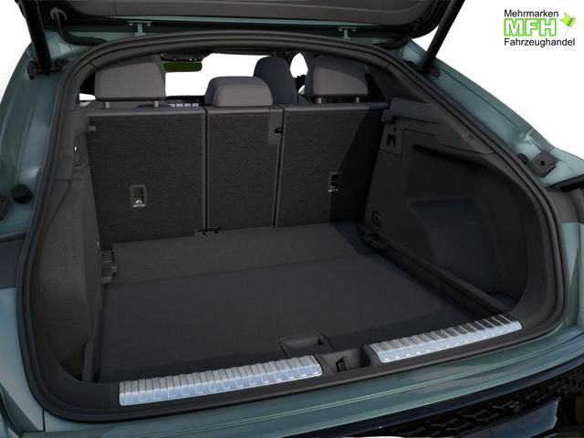 Audi Q3 Sportback NEU TFSI quattro S line Tech+AHK+Alu19+LEDplus+KlimaPlus+ExtSchwarz 