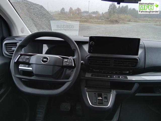 Opel Vivaro Kombi 9-Sitzer Lang 2.0 Diesel 8-Gang Automatikgetriebe 