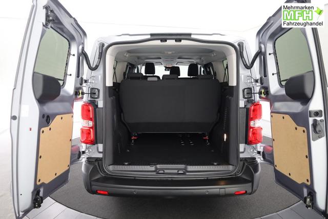 Opel Vivaro Kombi 9-Sitzer Lang 2.0 Diesel 8-Gang Automatikgetriebe 