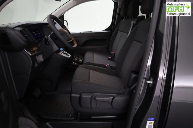 Opel Vivaro Kombi 9-Sitzer Lang 2.0 Diesel 8-Gang Automatikgetriebe 