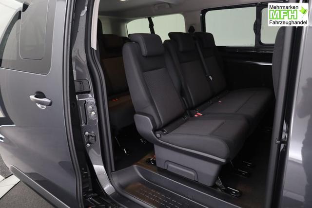 Opel Vivaro Kombi 9-Sitzer Lang 2.0 Diesel 8-Gang Automatikgetriebe 