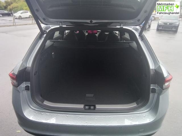 Skoda Superb Combi Sportline 2.0 TSI 7-Gang-DSG 4x4 