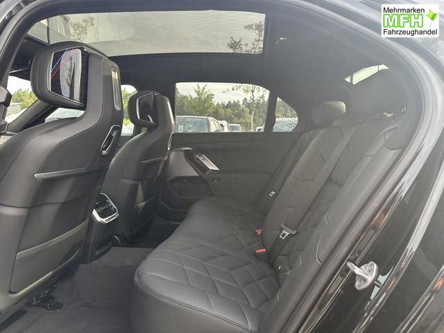BMW 7er M Sportpaket Pro 3.0 8-Gang Steptronic xDrive 