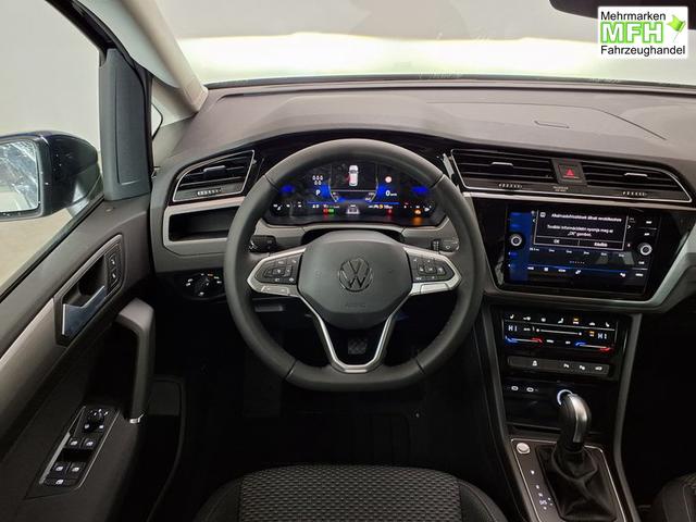Volkswagen Touran Life Plus 1.5 TSI 7-Gang-DSG 