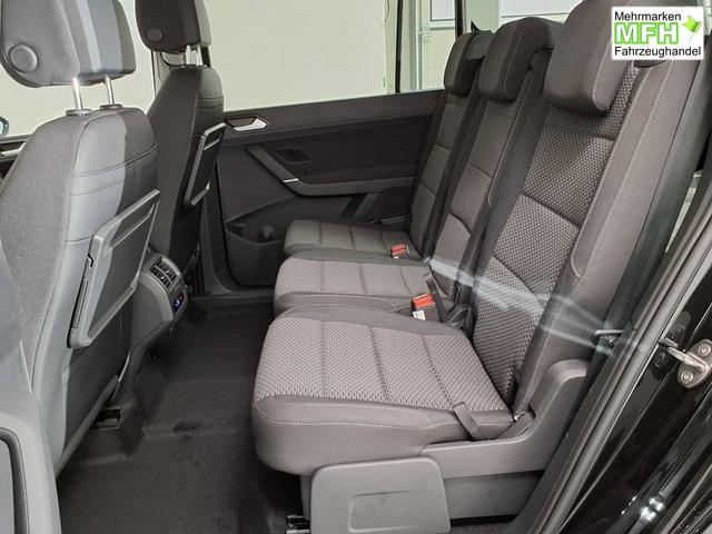Volkswagen Touran Life Plus 1.5 TSI 7-Gang-DSG 