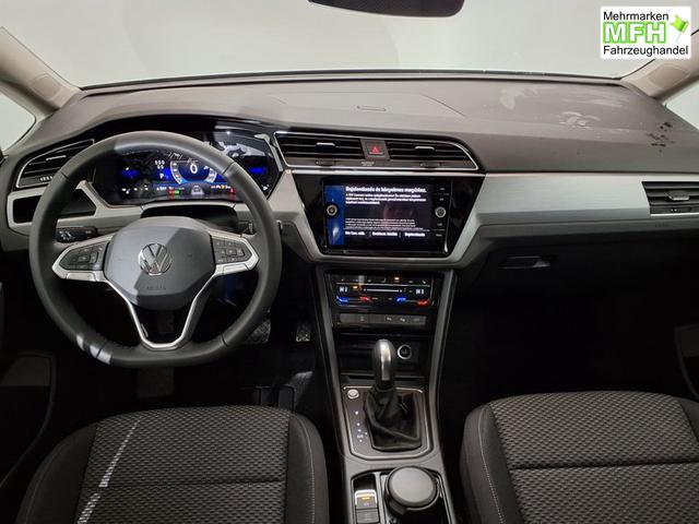 Volkswagen Touran Life Plus 1.5 TSI 7-Gang-DSG 