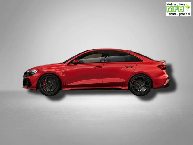Audi RS3 Limousine 2.5 TFSI 7-Gang S tronic 