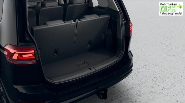 Volkswagen Touran Highline R-Line 1.5 TSI 7-Gang-DSG 