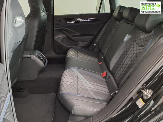 Volkswagen Passat Variant R-Line 2.0 TSI 7-Gang-DSG 4x4 