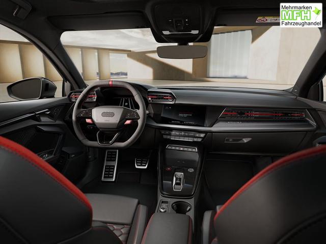 Audi RS3 2.5 294 kW TFSI quattro Allrad 