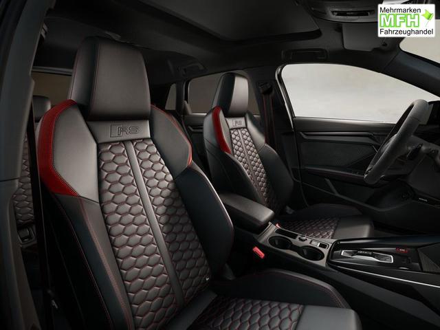 Audi RS3 2.5 294 kW TFSI quattro Allrad 