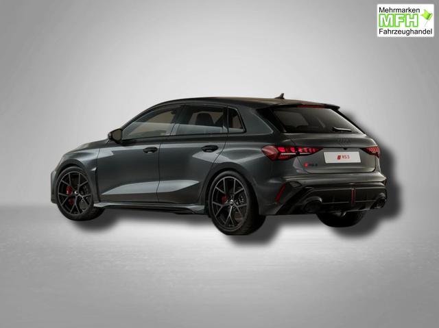 Audi RS3 Limousine 2.5 TFSI 7-Gang S tronic 