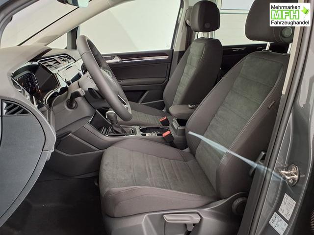 Volkswagen Touran Highline R-Line 1.5 TSI 7-Gang-DSG 
