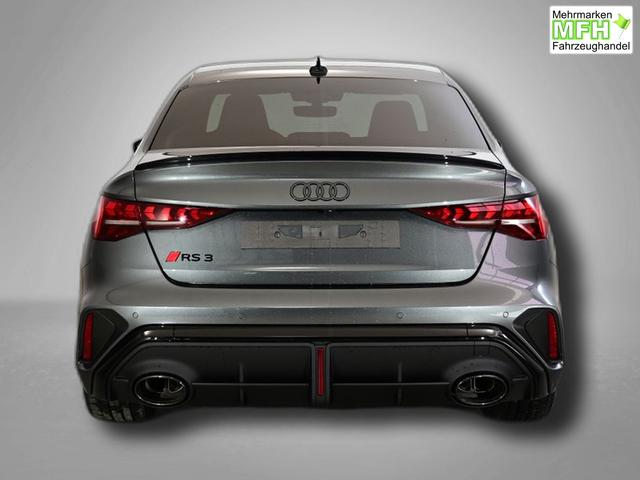 Audi RS3 2.5 TFSI 7-Gang S tronic quattro 