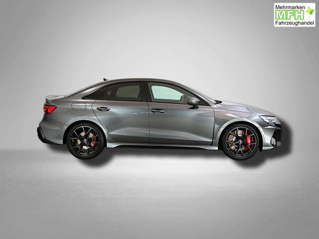 Audi RS3 2.5 TFSI 7-Gang S tronic quattro 