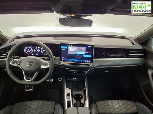 Volkswagen Passat Variant R-Line 2.0 TSI 7-Gang-DSG 4x4 