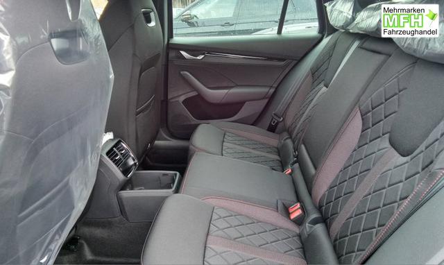 Skoda Octavia Combi RS 2.0 TSI 7-Gang-DSG 