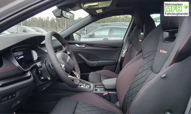 Skoda Octavia Combi RS 2.0 TSI 7-Gang-DSG 