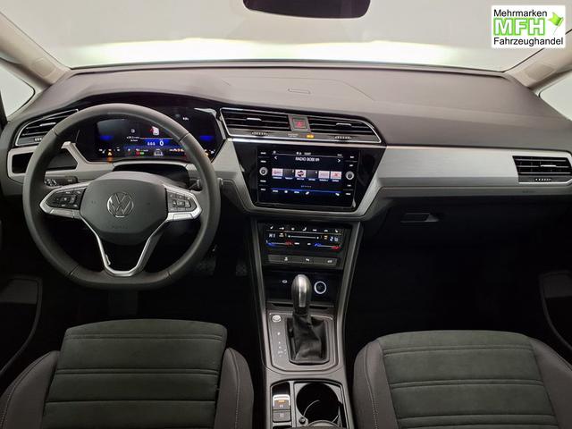 Volkswagen Touran Life Plus 1.5 TSI 7-Gang-DSG 