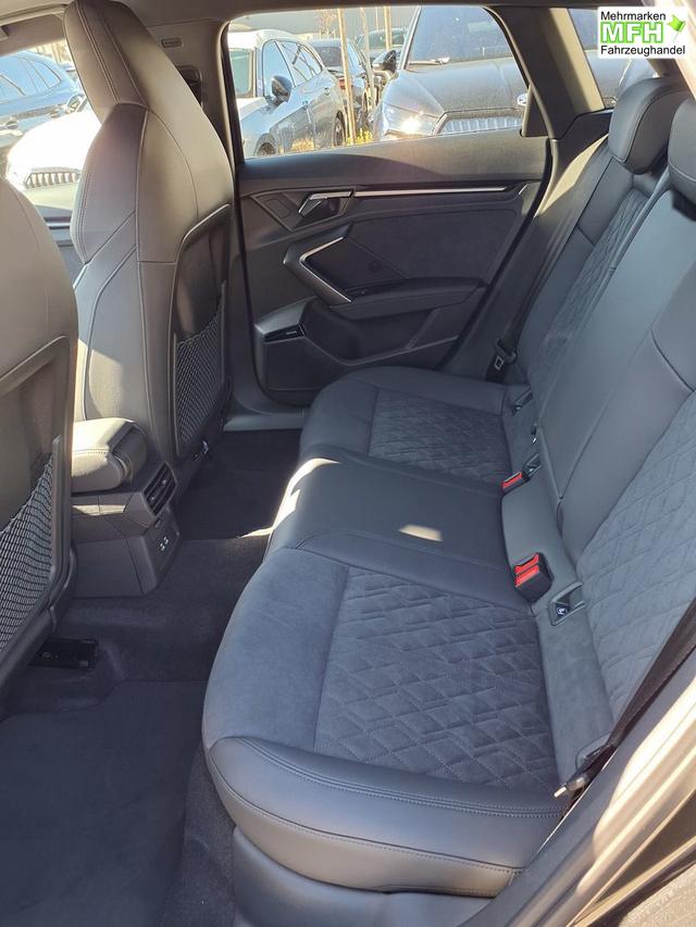 Audi RS3 Sportback 2.5 TFSI 7-Gang S tronic quattro 