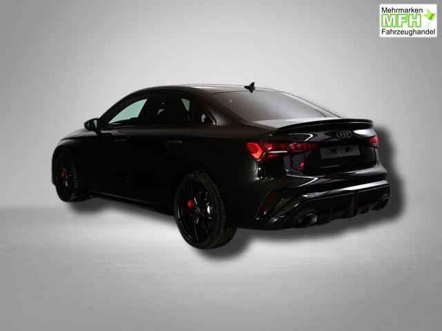 Audi RS3 2.5 TFSI 7-Gang S tronic quattro 