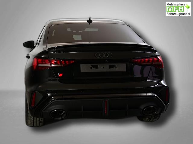 Audi RS3 2.5 TFSI 7-Gang S tronic quattro 