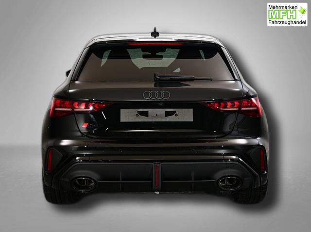 Audi RS3 Sportback 2.5 TFSI 7-Gang S tronic quattro 