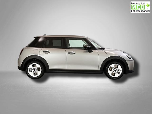 MINI Cooper C Essential Trim 1.5 7-Gang Steptronic 