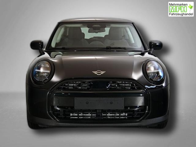 MINI Cooper C Essential Trim 1.5 7-Gang Steptronic 